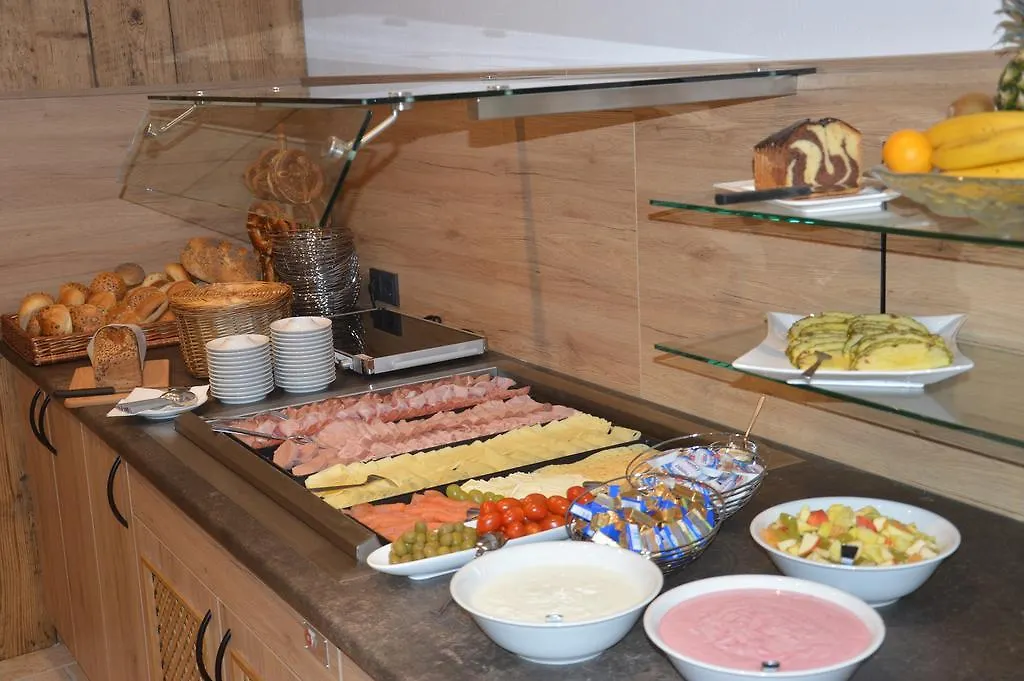 Bauer Gaestezimmer Kipfenberg 3*,  Alemanha