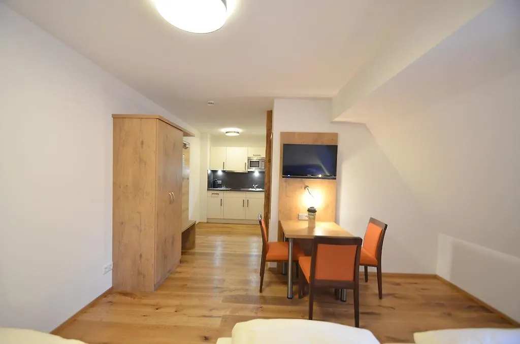 Bauer Gaestezimmer Kipfenberg 3*,