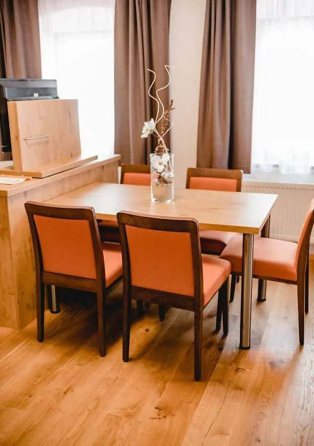 Bauer Gaestezimmer Kipfenberg 3*,